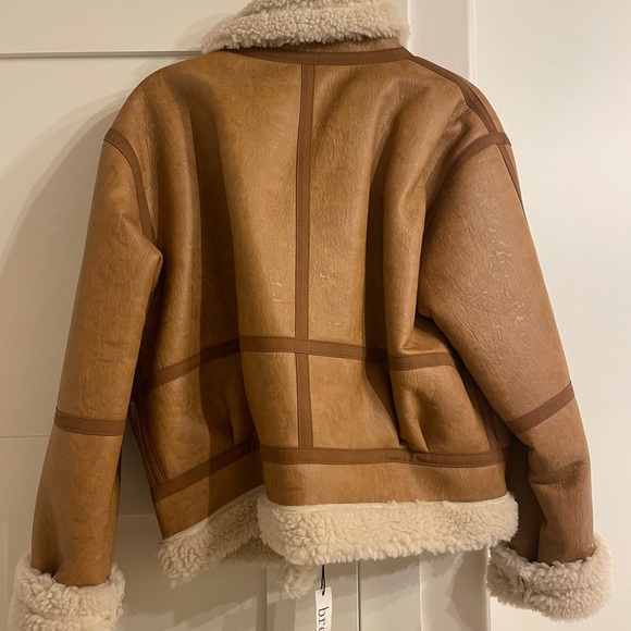 VINTAGE FAUX SHEARLING JACKET. NWOT! - Picture 2 of 2